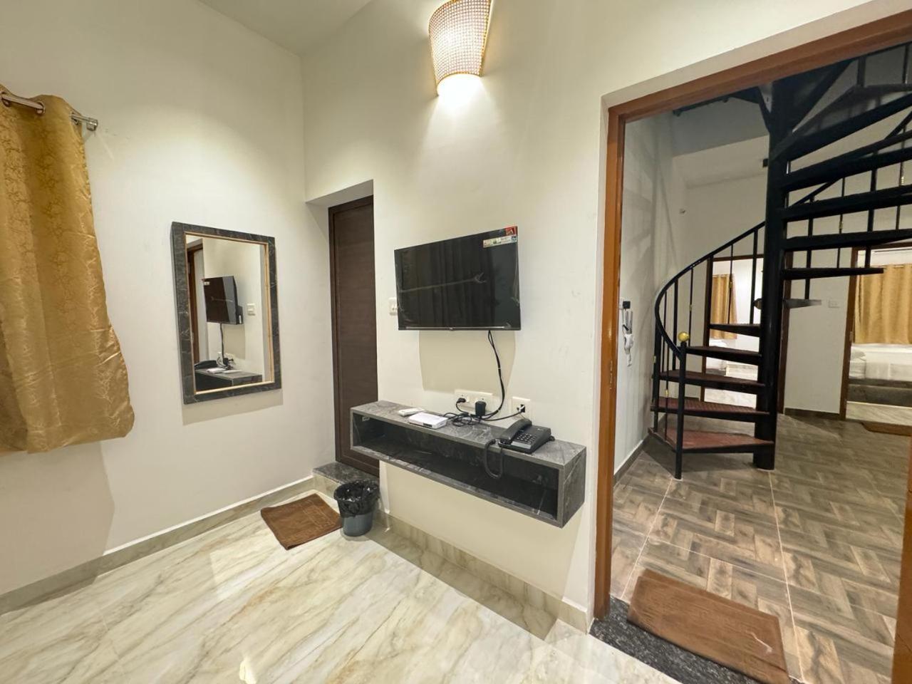 La Tamara Suite - Tie Hotels & Resorts ปอนดิเชอรี ภายนอก รูปภาพ