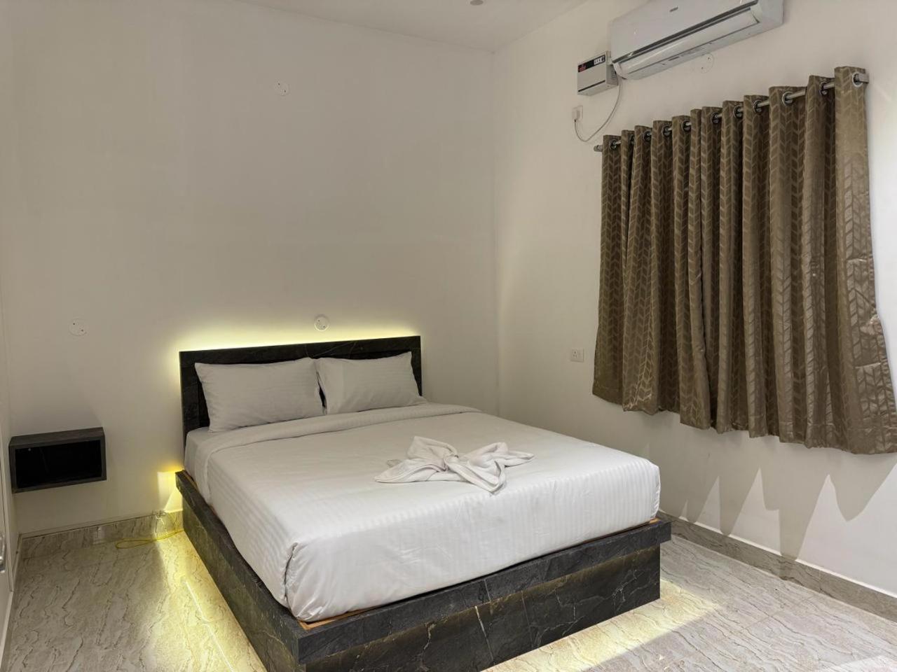 La Tamara Suite - Tie Hotels & Resorts ปอนดิเชอรี ภายนอก รูปภาพ