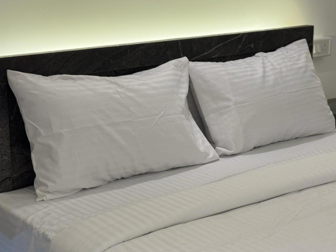 La Tamara Suite - Tie Hotels & Resorts ปอนดิเชอรี ภายนอก รูปภาพ
