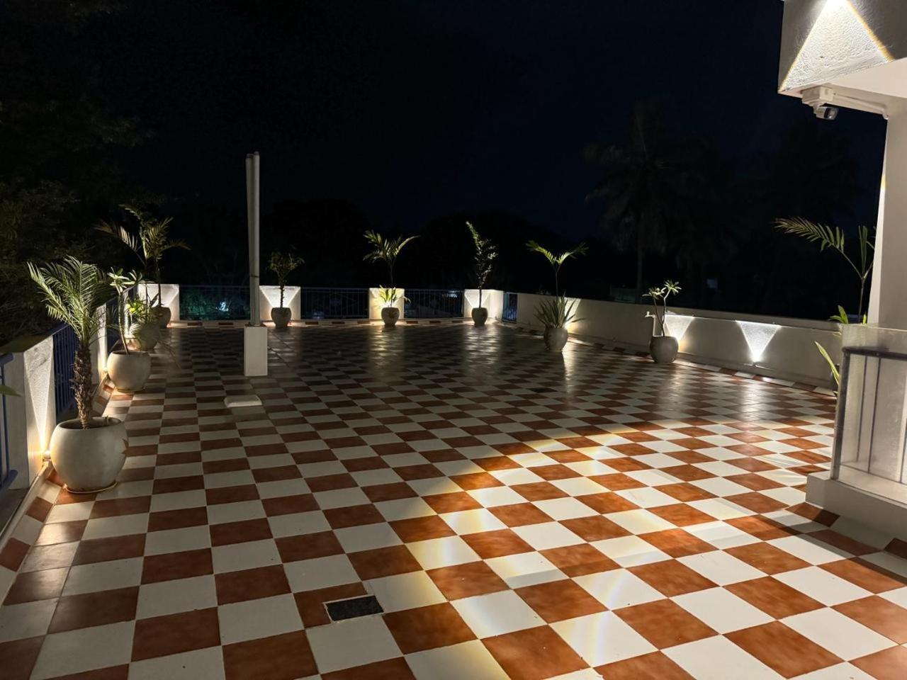 La Tamara Suite - Tie Hotels & Resorts ปอนดิเชอรี ภายนอก รูปภาพ