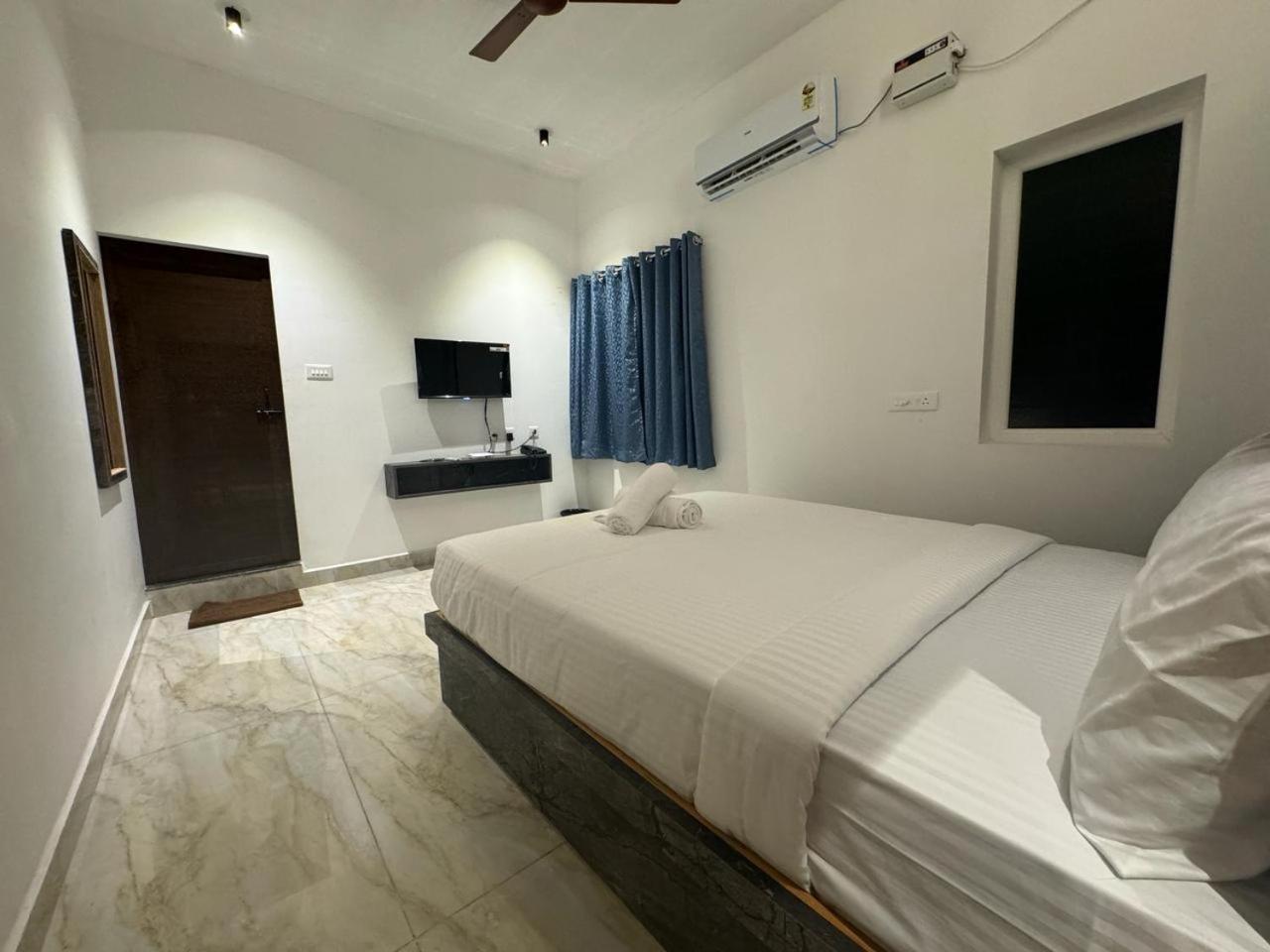 La Tamara Suite - Tie Hotels & Resorts ปอนดิเชอรี ภายนอก รูปภาพ
