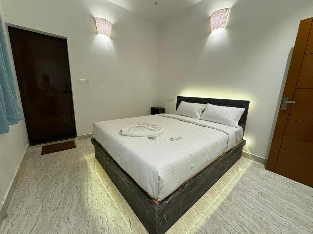 La Tamara Suite - Tie Hotels & Resorts ปอนดิเชอรี ภายนอก รูปภาพ